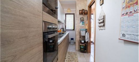 2 bedrooms Apartment in Bitonto, Italy No. 280079 3