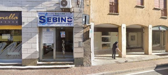 3 rooms Apartment in Castelli Calepio, Italy No. 5955 2