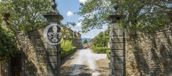 Квартира с 5 комнатами в Кастильон Фьорентино, Италия № 74917 19