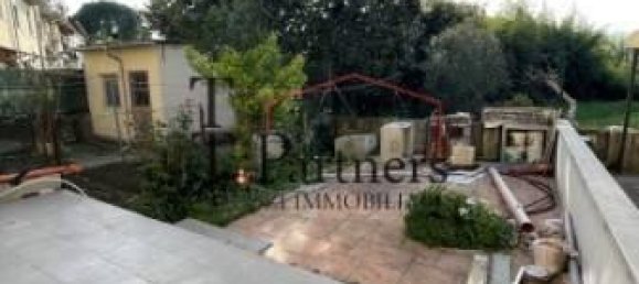 Villa de 6 habitaciónes en Campi Bisenzio, Italy No. 37679 16