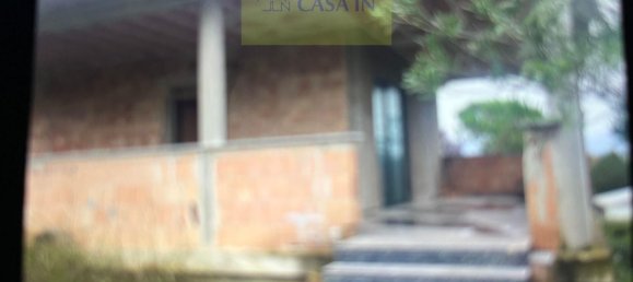 3 rooms House in Collecorvino, Italy No. 178728 4