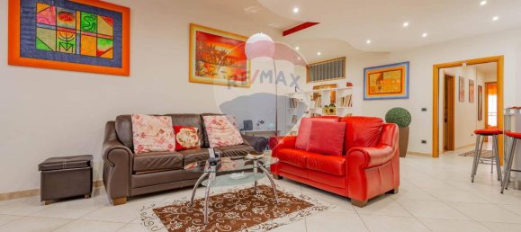 Apartamento de 3 habitaciónes en Bari, Italy No. 125240 10