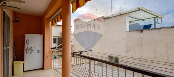 Apartamento de 3 habitaciónes en Bari, Italy No. 125240 32