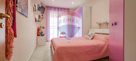 Apartamento de 3 habitaciónes en Bari, Italy No. 125240 21
