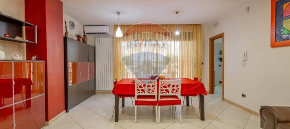 Apartamento de 3 habitaciónes en Bari, Italy No. 125240 8