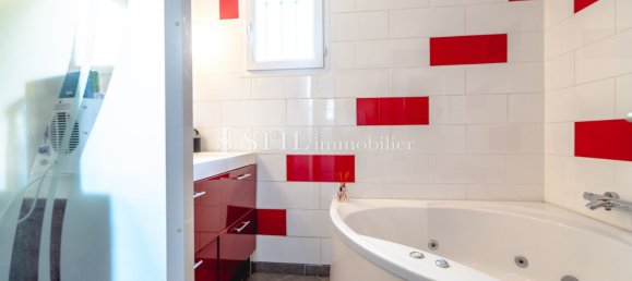 3 bedrooms Villa in Grimaud, France No. 349561 8