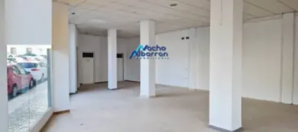 115m² Commercial property in Badajoz, Spain No. 153925 9