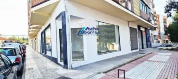 115m² Commercial property in Badajoz, Spain No. 153925 6