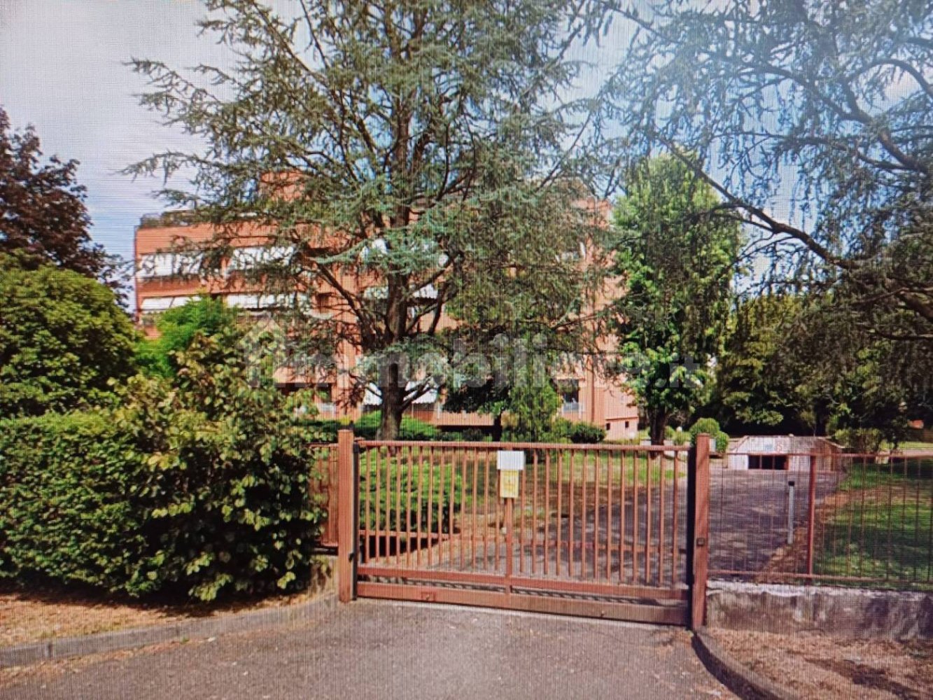 Garage à Segrate, Italy 15m² No. 337646