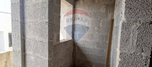 3 bedrooms House in Salve, Italy No. 377338 7