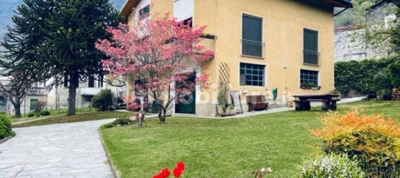 5 bedrooms Villa in Dubino, Italy No. 169541 4