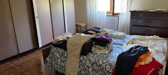 6 rooms House in Pellegrino Parmense, Italy No. 223388 20