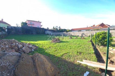 764m² Land in Viana do Castelo, Portugal No. 84925