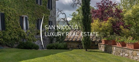 10 bedrooms House in Murlo, Italy No. 211960 5