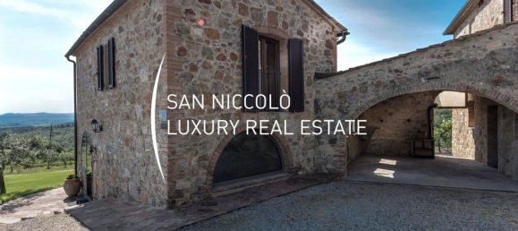 10 bedrooms House in Murlo, Italy No. 211960 3