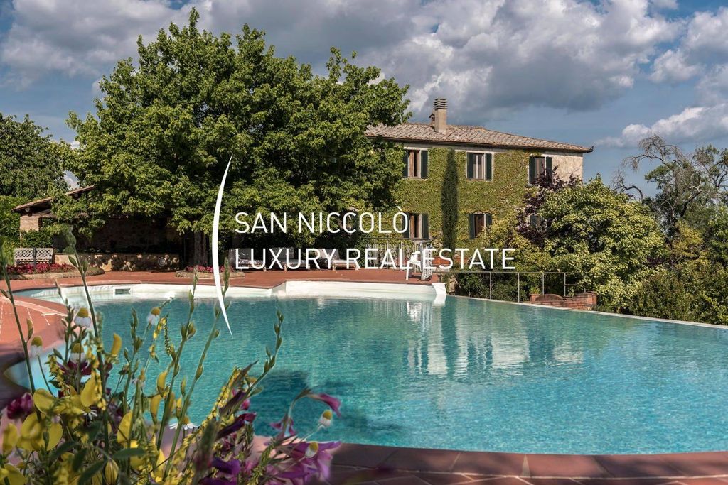 10 bedrooms House in Murlo, Italy No. 211960