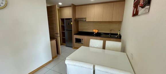 2 bedrooms Apartment in Pattaya, Thailand No. 12695 3