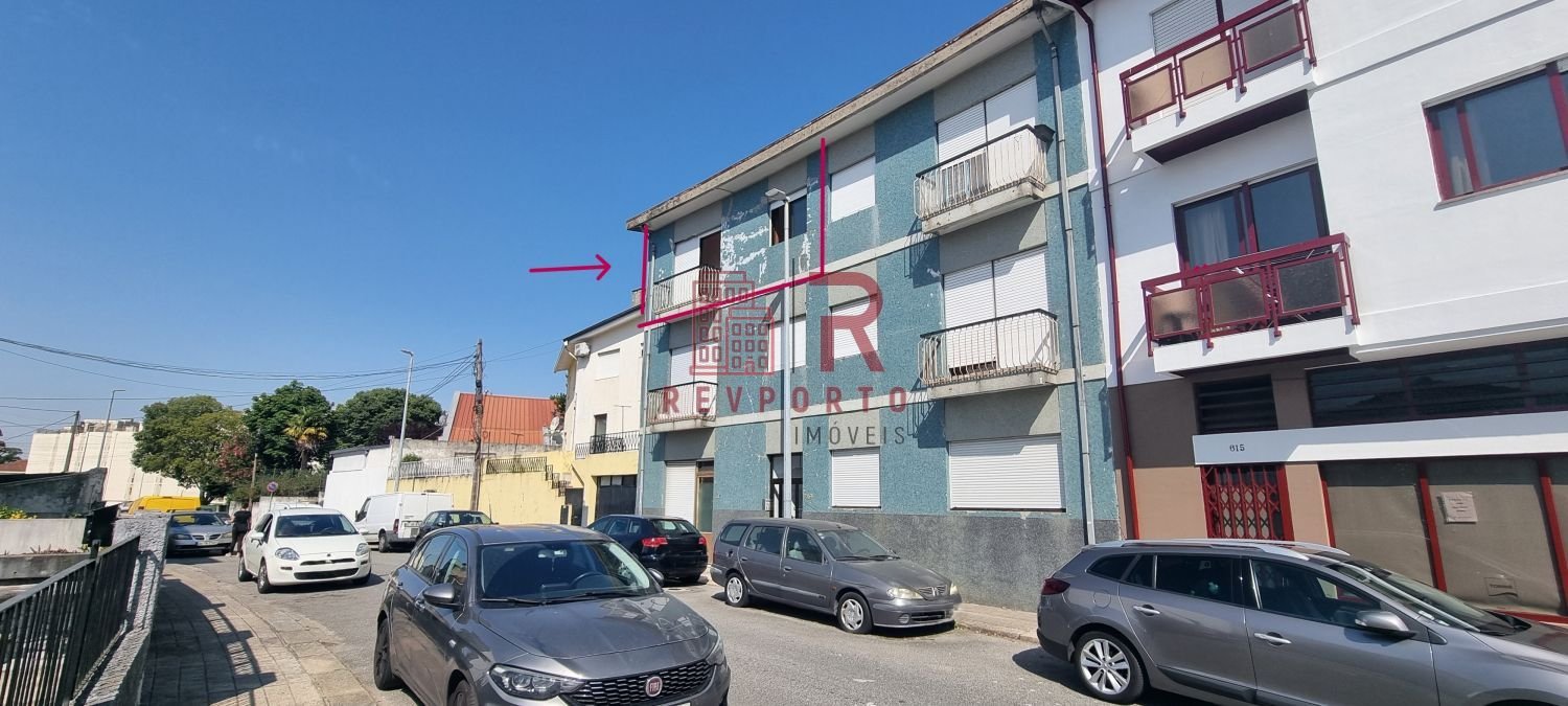 2 bedrooms Apartment in Porto, Portugal No. 205517