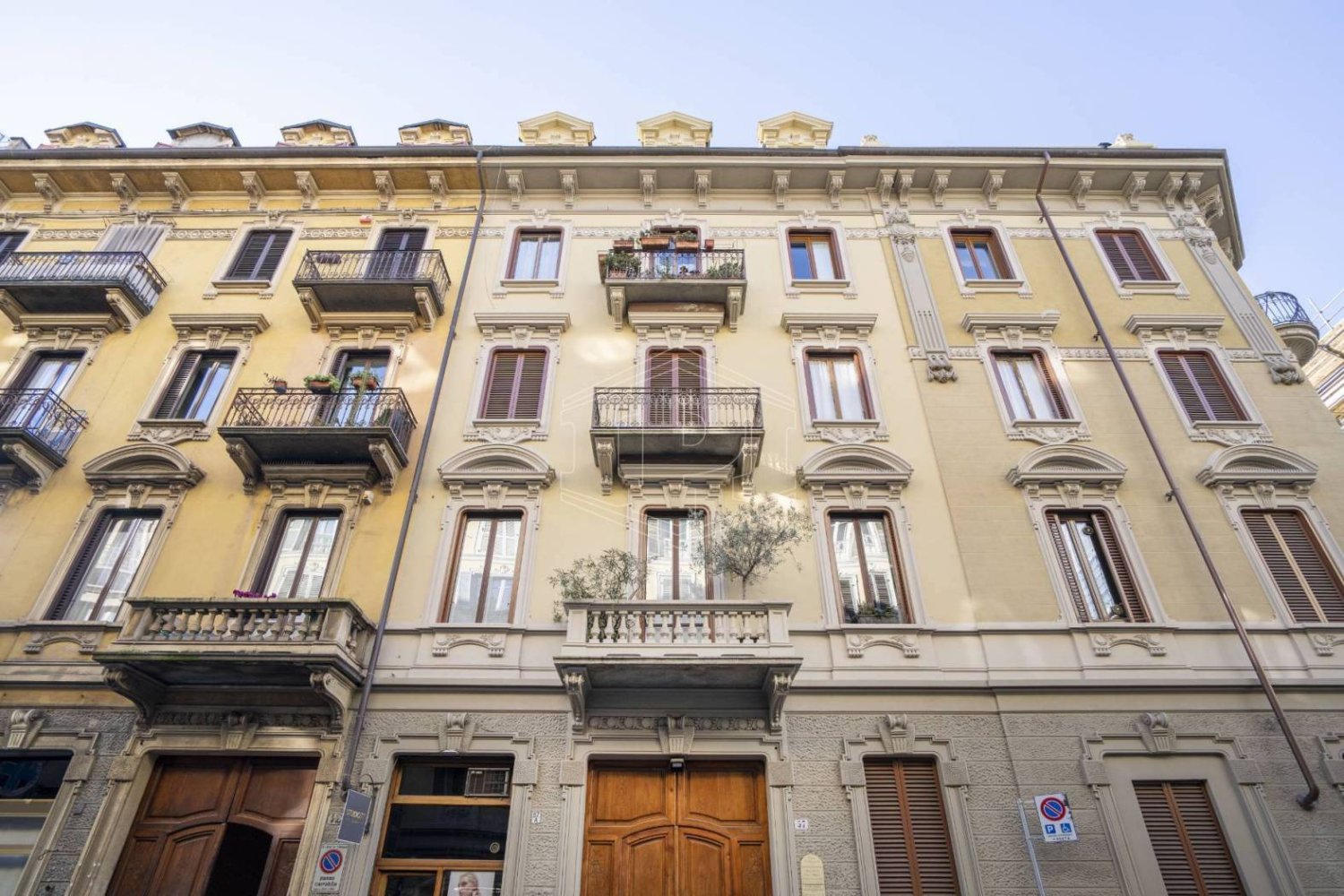 1 bedroom Apartment in Turin, Italy No. 207758