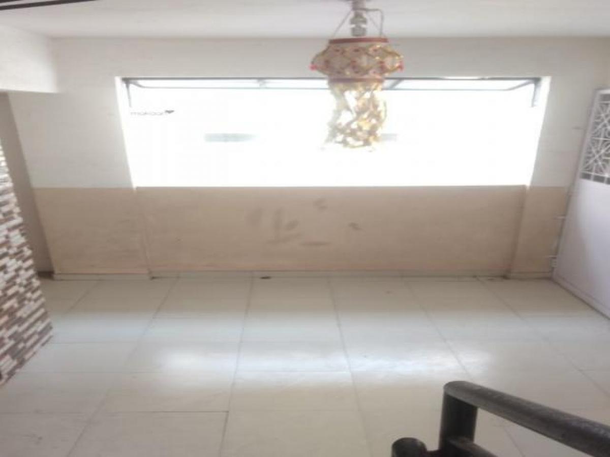 2 bedrooms House in Pune, India No. 45276