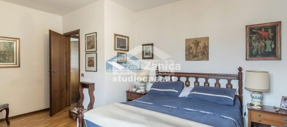 4غرفة فيلا في Mozzo, Italy رقم 316118 17