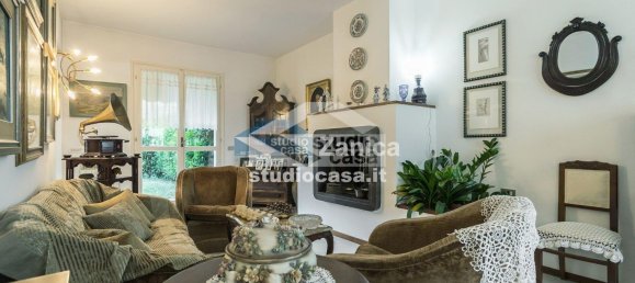 4غرفة فيلا في Mozzo, Italy رقم 316118 7