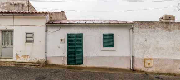 2 bedrooms House in Maiorga, Portugal No. 33120 9