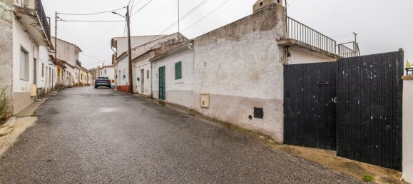 2 bedrooms House in Maiorga, Portugal No. 33120 7