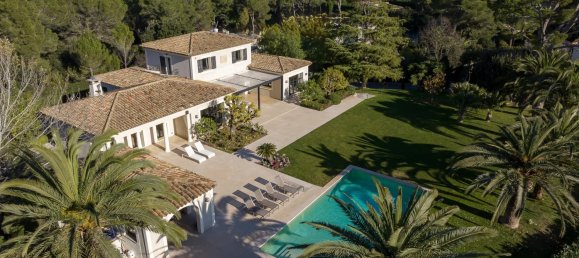 5 bedrooms Commercial property in Mougins, France No. 38236 2