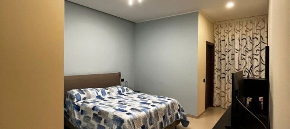 3 rooms Apartment in Catanzaro, Italy No. 161870 40