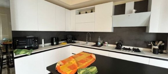 3 rooms Apartment in Catanzaro, Italy No. 161870 27