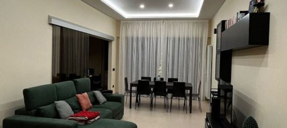 3 rooms Apartment in Catanzaro, Italy No. 161870 9