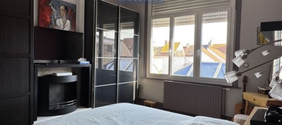 4 bedrooms House in Calais, France No. 315038 5