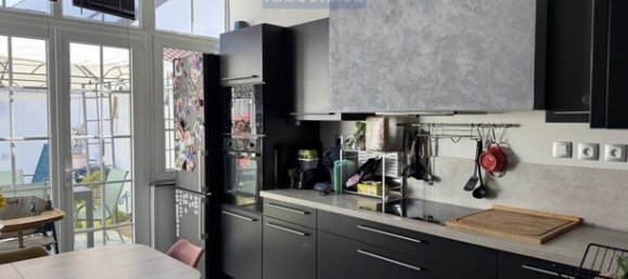 4 bedrooms House in Calais, France No. 315038 3