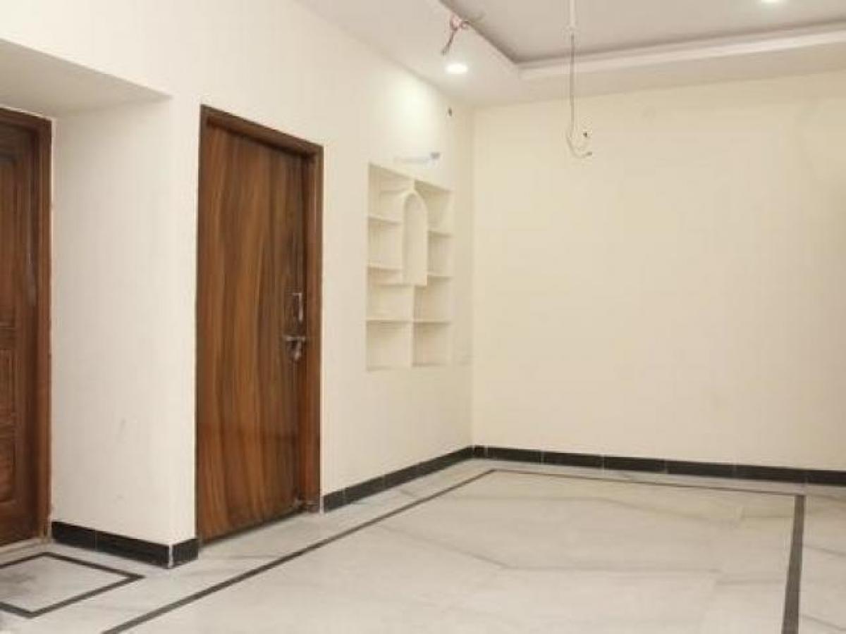 Studio in Bangalore, India No. 27617