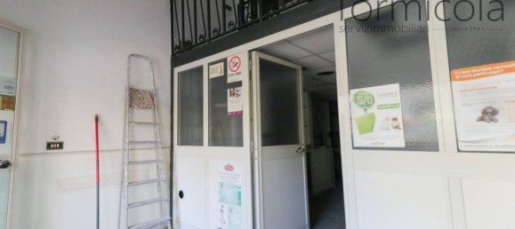 2 rooms Commercial property in Portici, Italy No. 153813 4