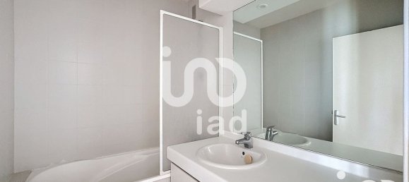 4-salle Appartement à Saint-Brieuc, France No. 269828 5