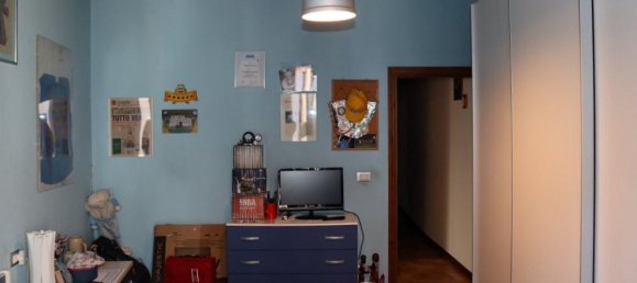 6-salle Appartement à Montevarchi, Italy No. 238082 9