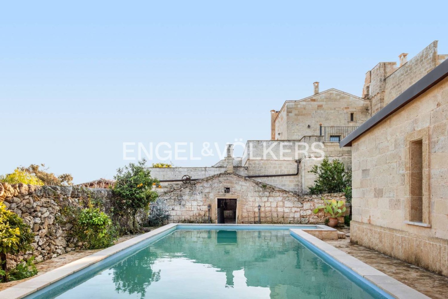 15 غرف نوم منزل في Villa Castelli, Italy رقم 68751