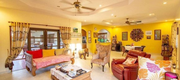 3 bedrooms Cafe / restaurant in Hua Hin, Thailand No. 6452 9