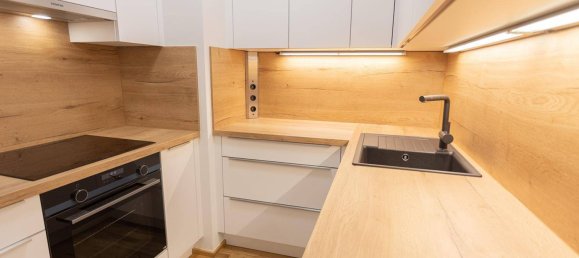 2 bedrooms Apartment in Josefstadt, Austria No. 206962 2