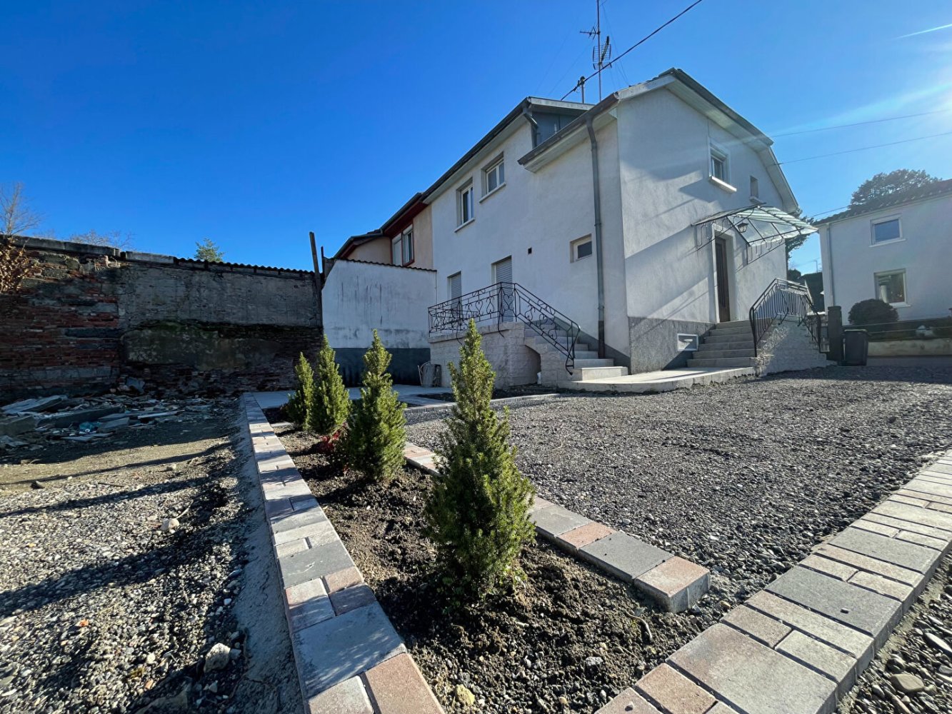 4 bedrooms House in Mulhouse, France No. 266097