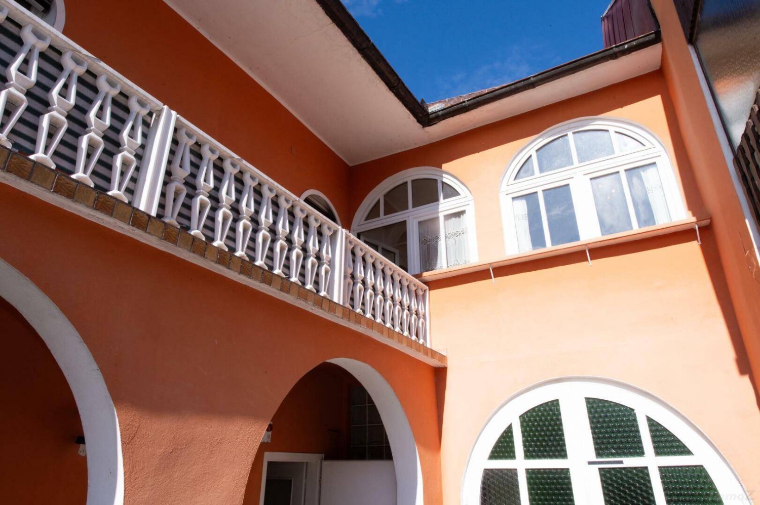 Дом с 27 комнатами в Мурек, Австрия № 141263