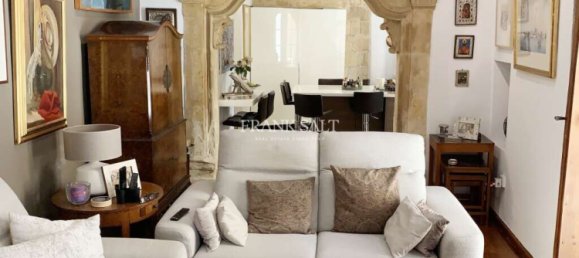 3 bedrooms House in Lija, Malta No. 2216 5