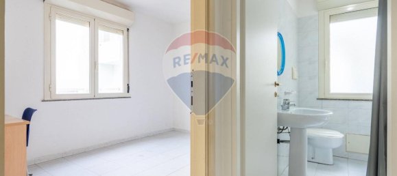 Apartamento de 3 habitaciónes en Capoterra, Italy No. 28256 21