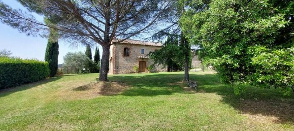 2 bedrooms House in Castelnuovo Berardenga, Italy No. 56881 6