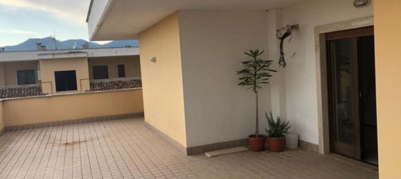 Пентхаус с 4 спальнями в Фонди, Италия № 332288 15