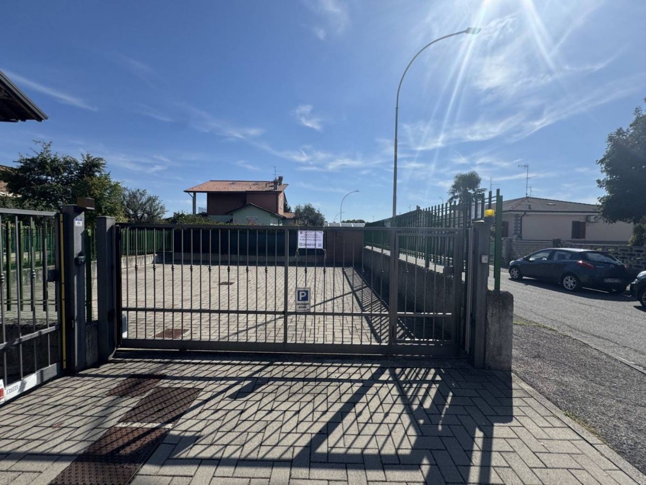 50m² Garage in Basiano, Italy No. 365987