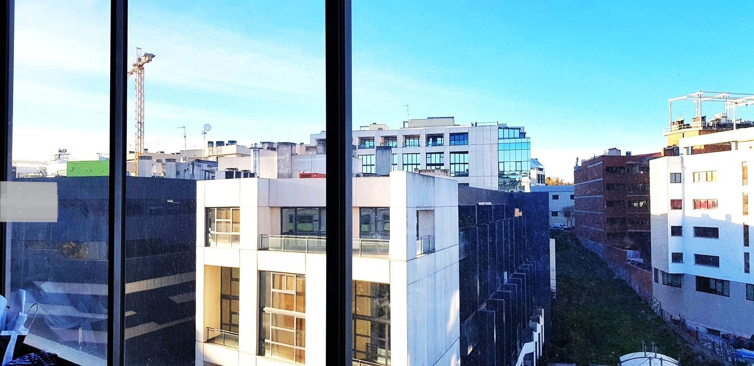 1087m² Warehouse in Madrid, Spain No. 107774