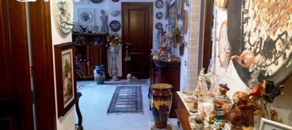 Apartamento de 5 dormitorios en Cairo Montenotte, Italy No. 190485 8